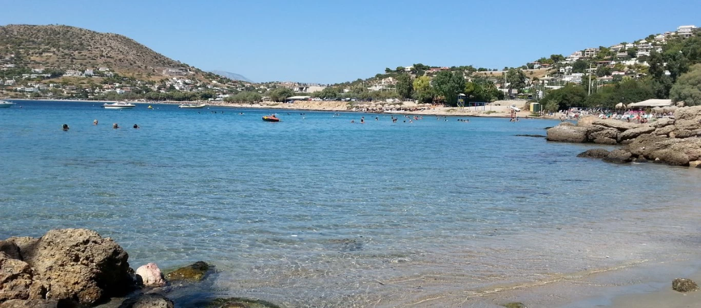 Λαγονήσι: 80χρονη γυναίκα βρέθηκε νεκρή δίπλα σε κάδους σκουπιδιών